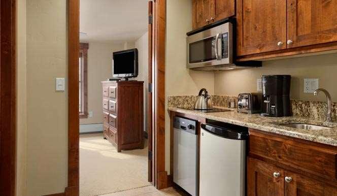 Grand Lodge On Peak 7 Breckenridge Room photo